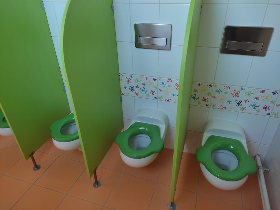 Rekonstrukce koupelny v mateřských školách s Laufen CZ