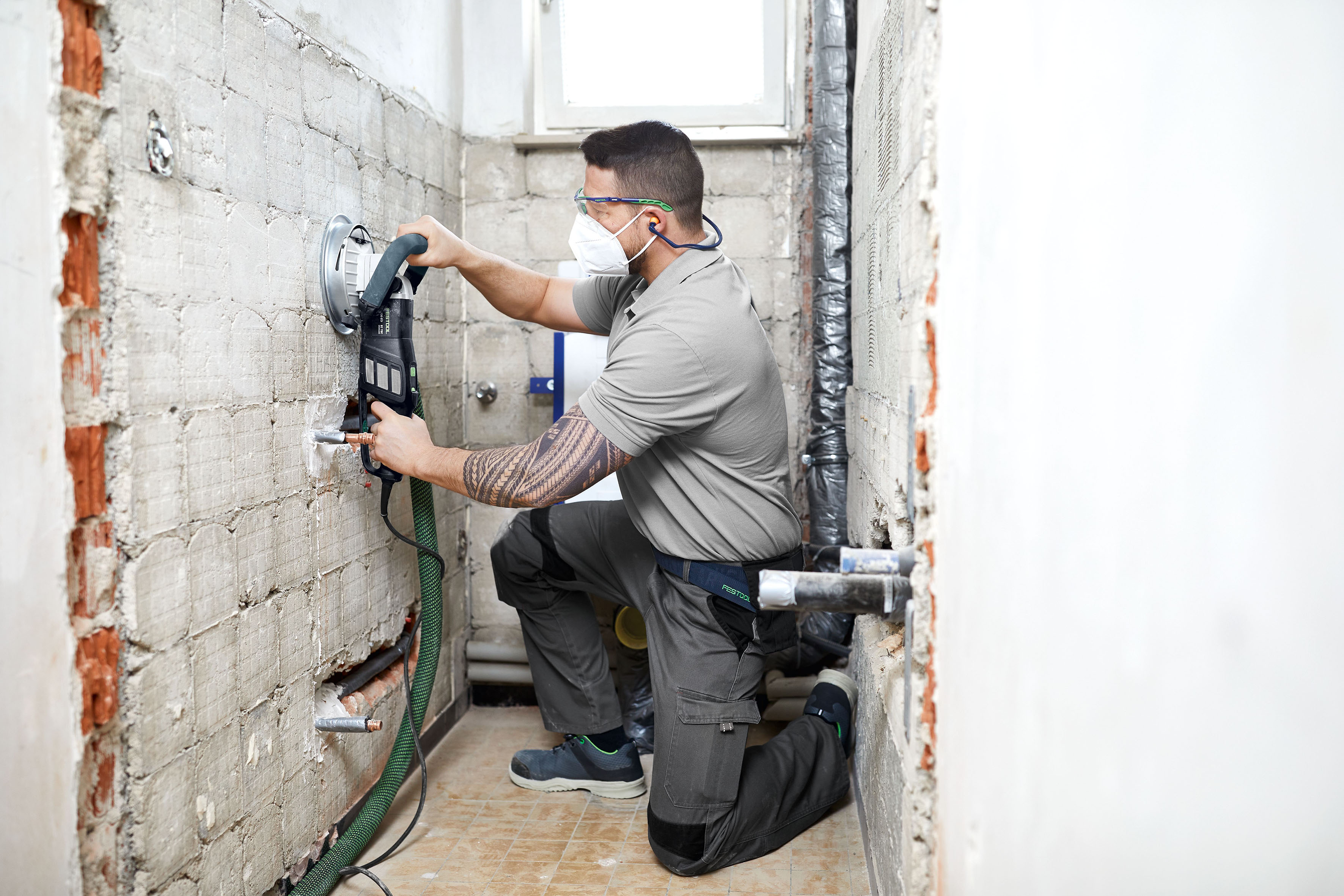 Nová sanační bruska RENOFIX RG 130 ECI od Festool 