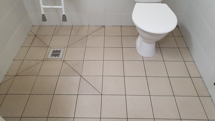 Renovace povrchu keramických dlažeb systémem Dr. Schutz floor remake