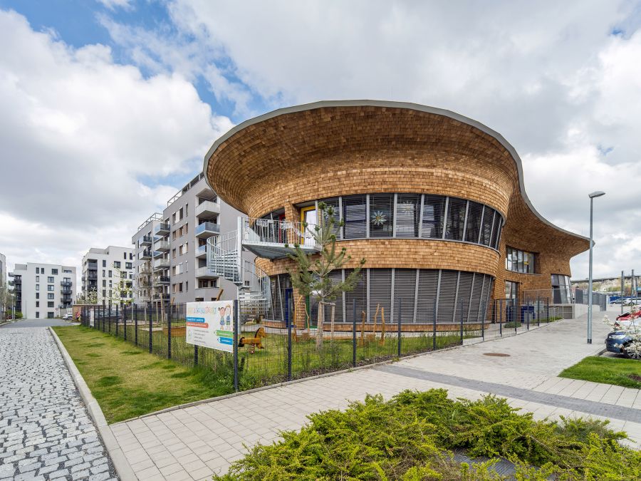 Česká školka od finského architekta:  S českými obklady RAKO