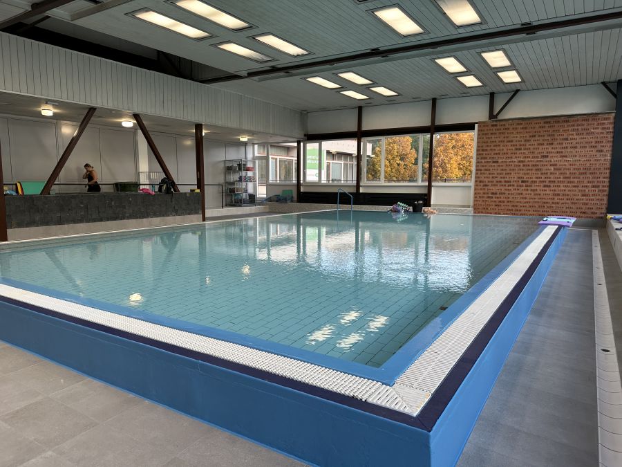 Bazén na Lochotíně je po rekonstrukci, nový i s obklady RAKO